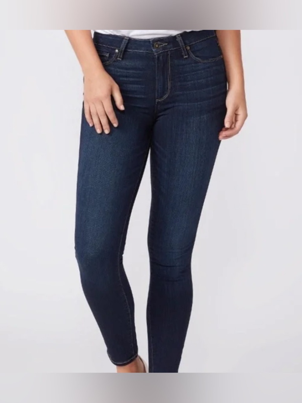 Paige Jeans Women's Blue Denim Verdugo Ankle Pants. Size 32. Stretch Denim